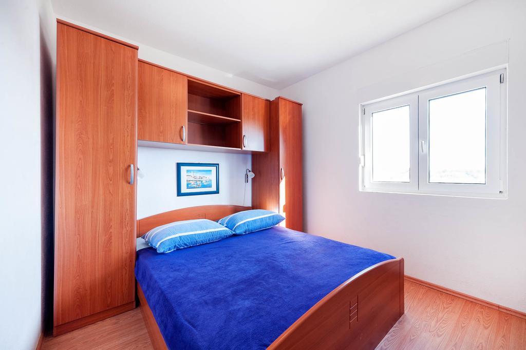 Apartments Maras シベニク エクステリア 写真