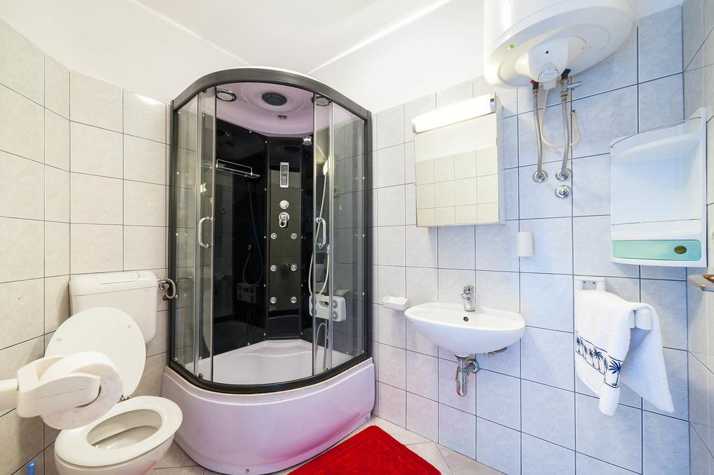 Apartments Maras シベニク エクステリア 写真